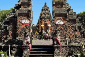 Ubud Full-Day Tour: Batuan Temple, Tegalalang & Ulu Petanu