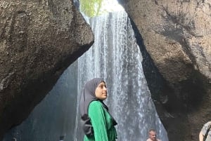 Ubud: Hidden Gems and Waterfalls Private Tour