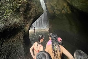 Ubud: Hidden Gems and Waterfalls Private Tour
