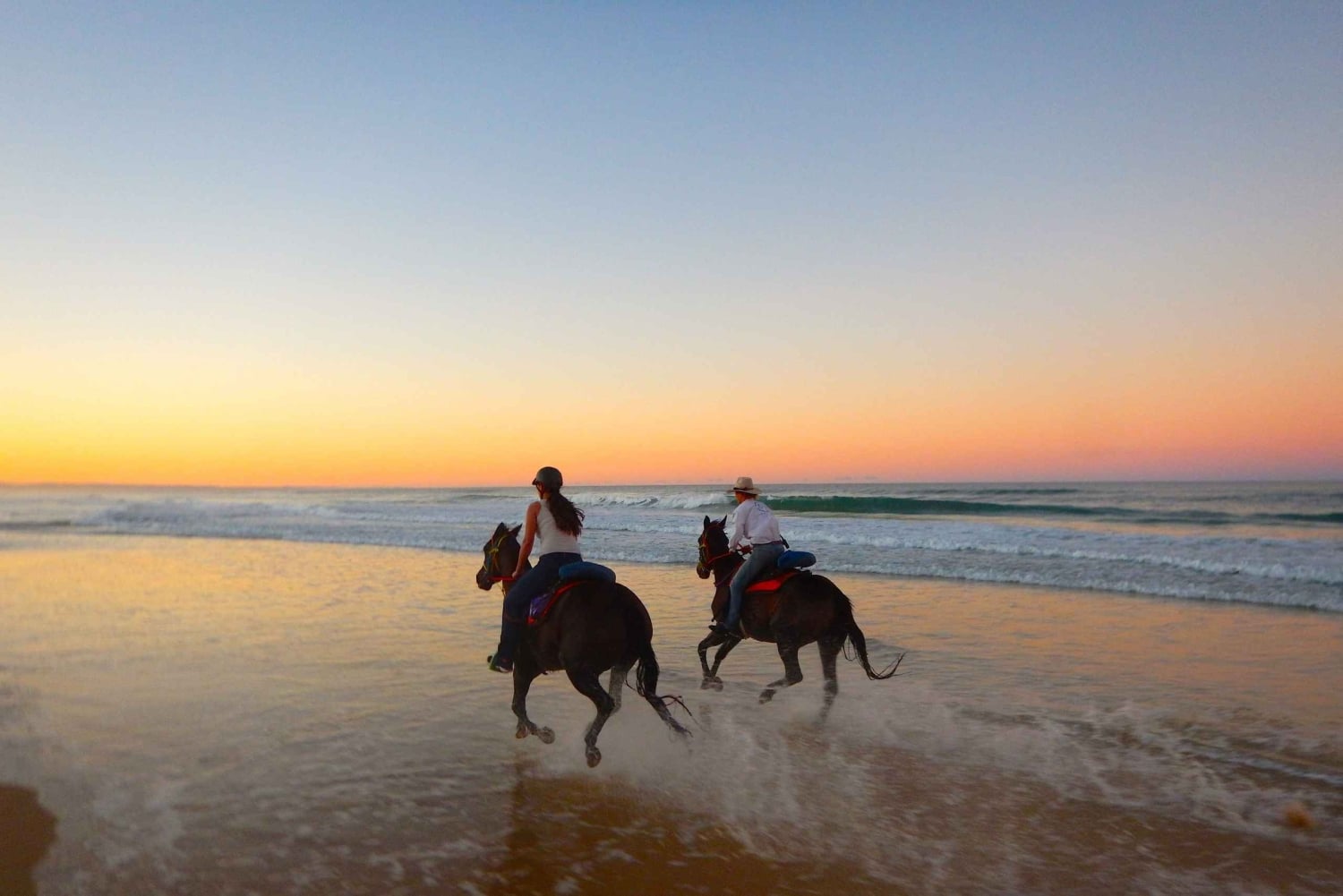 Ubud: Ridetur, zip-line-tur og tur til Manuaba-fossen