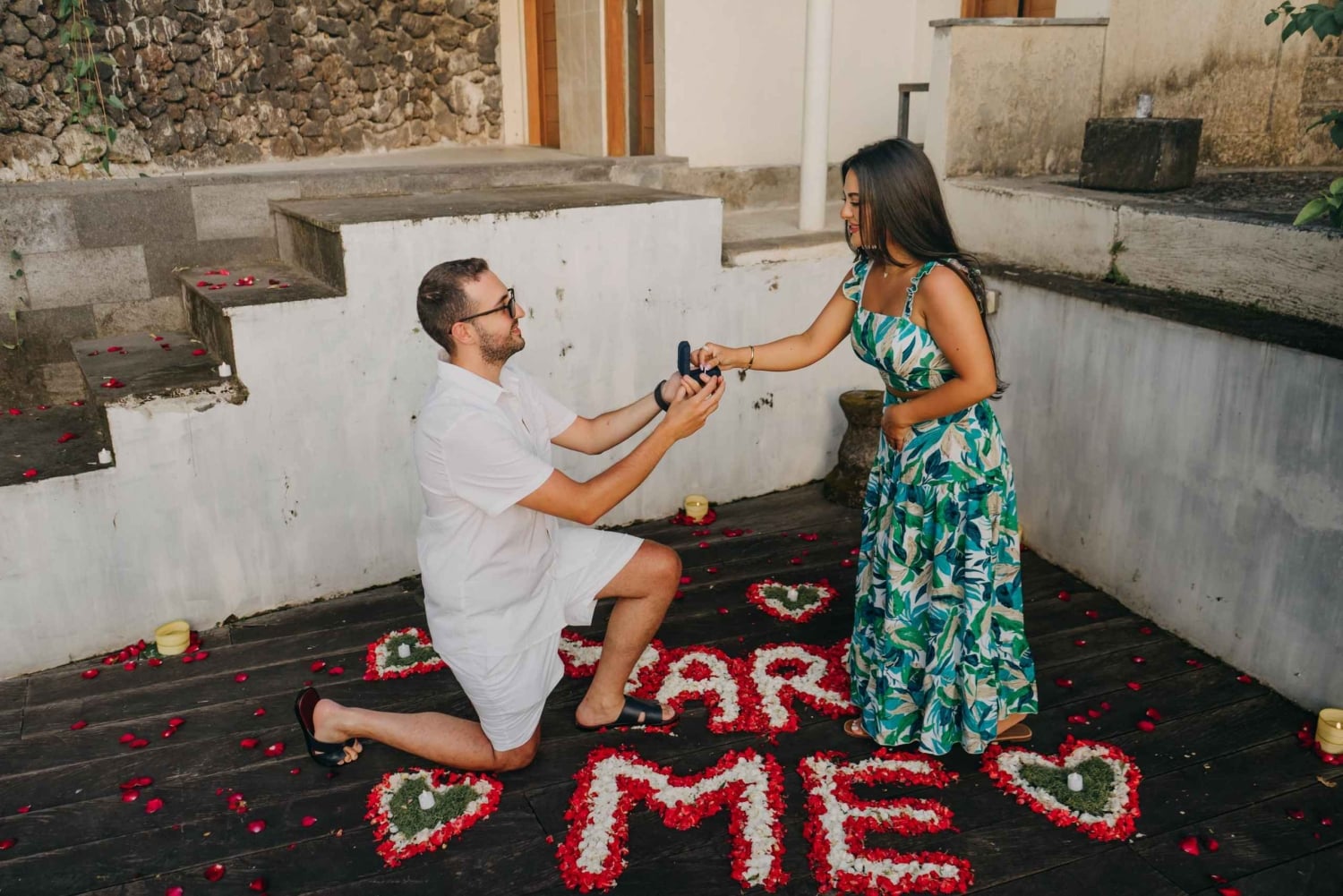 Sesión de fotos profesional en hotel o resort de Ubud con edición
