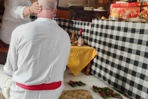 Ubud: Intuitive Healing with Local Healer