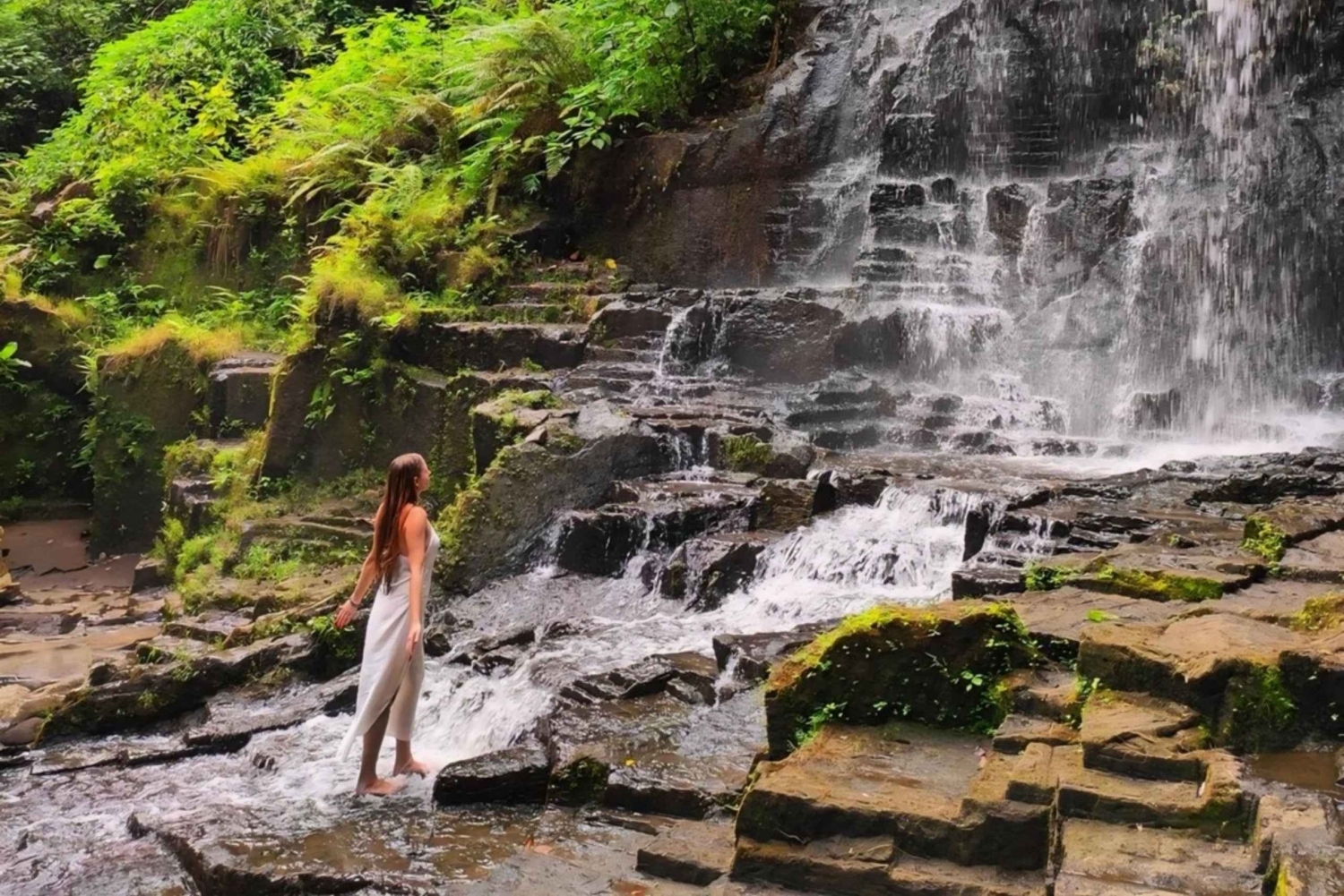 Ubud: Cascate di Kanto Lampo, altalena della giungla, terrazza di riso