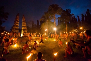 Ubud: Kecak Dance and Royal Balinese Resort Dinner Ticket