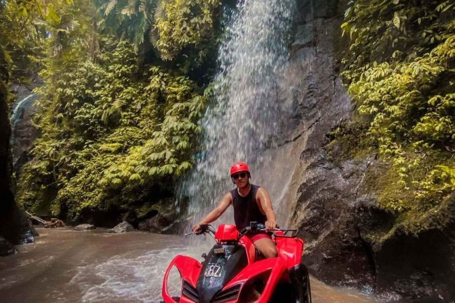 Ubud: Kuber single ATV Quad Adventure with Waterfall Track