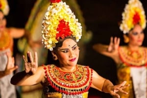 Ubud: Biljett till Legong Lasem eller Ramayana-balett