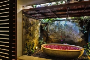 Ubud: Luxury Spa Relaxing Package with Amidst Rice Field