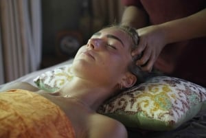 Ubud: Massage og blomsterbad på Tejas Spa Monkey Forest