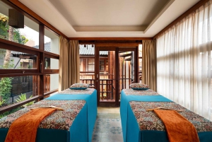 Ubud: Massage & Blumenbad im Tejas Spa Monkey Forest