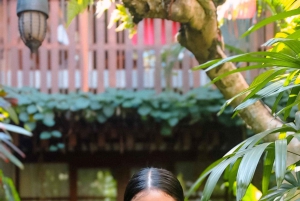 Ubud: Massage & Blumenbad im Tejas Spa Monkey Forest