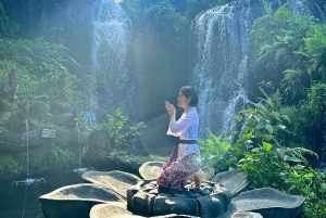 Ubud: Melukat at Griya Taman Beji Waterfall & Cretya DayClub