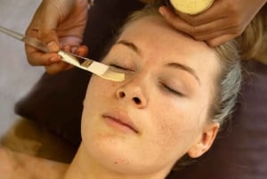 Ubud: Voucher eletrônico para massagem e banho de flores no Tejas Spa Bisma