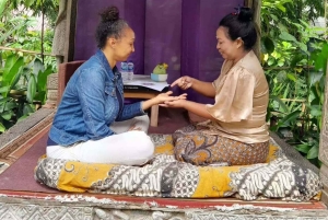 Ubud: Palm Reading Ritual with Local Guide in country side