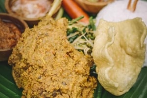 Ubud: Private Scenic Waterfalls and Rice Terraces Tour