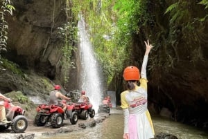 Ubud: Quad ATV Wasserfälle & Barong Höhlen