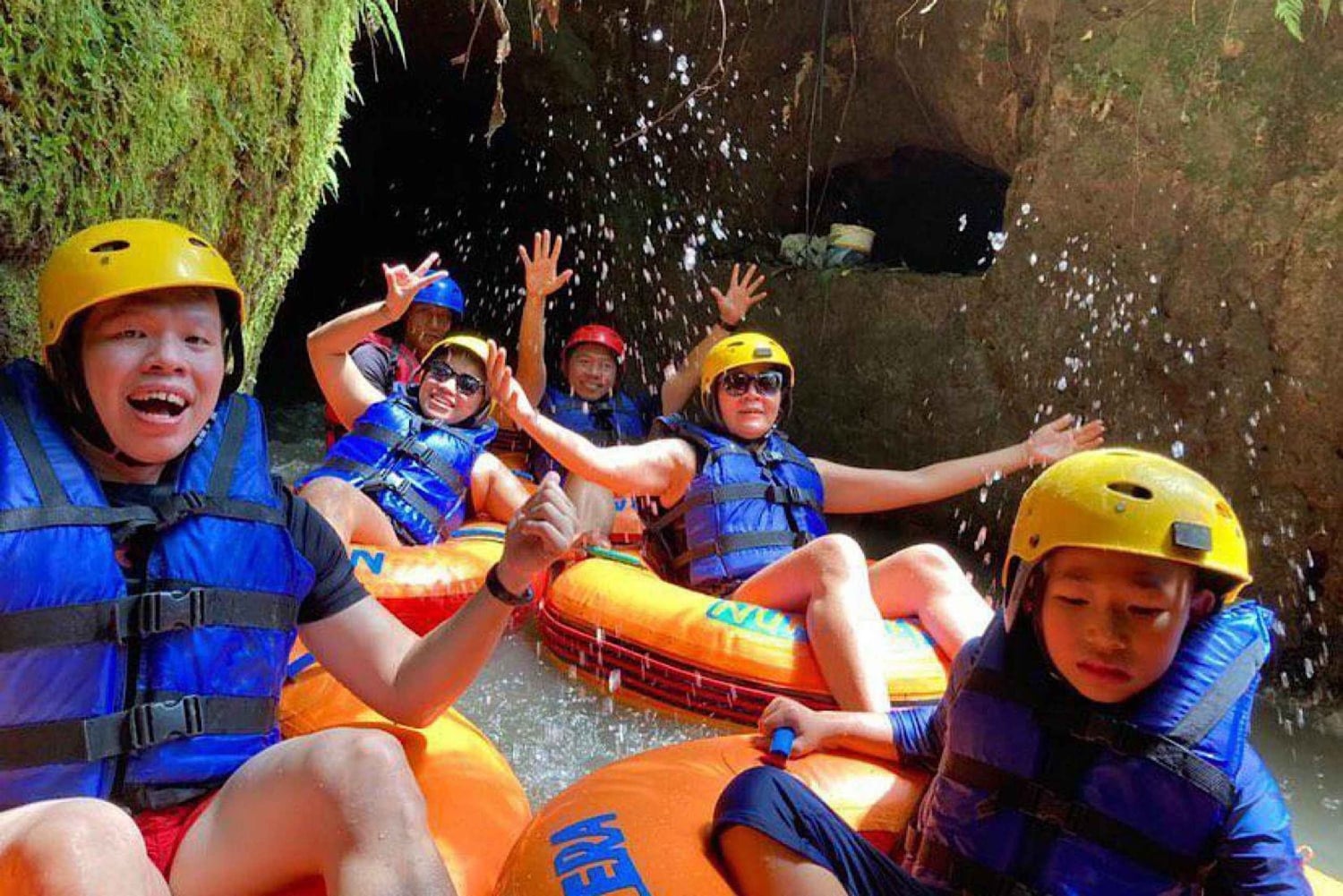 Ubud: River Cave Tubing Adventure ja lounas