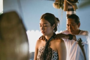 Ubud: Massasje ved elvebredden og blomsterbad på Ayusha Wellness