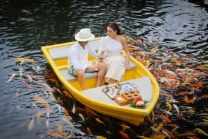 Ubud: Momentos fotográficos românticos em um barco