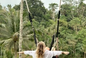Ubud: Secret Waterfalls and Jungle Swing Private Tour