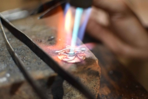 Ubud: Silver Making Class and Fireflies Evening Tour
