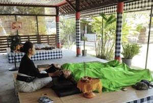 Ubud: Spiritual Cleansing, Palm Reading, & Trauma Healing