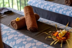 Ubud: Svaha Spa Celuk Massage en Dag Club Ervaring