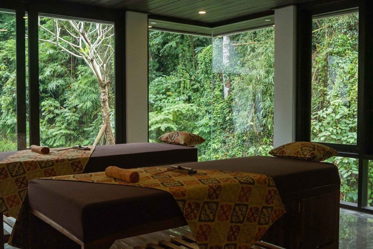 Ubud: Tejas Spa Unagi Riverfront Massage & Flower Bath