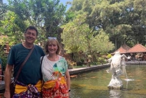 Ubud: Tirta Empul-templet e-cykeltur med lunch