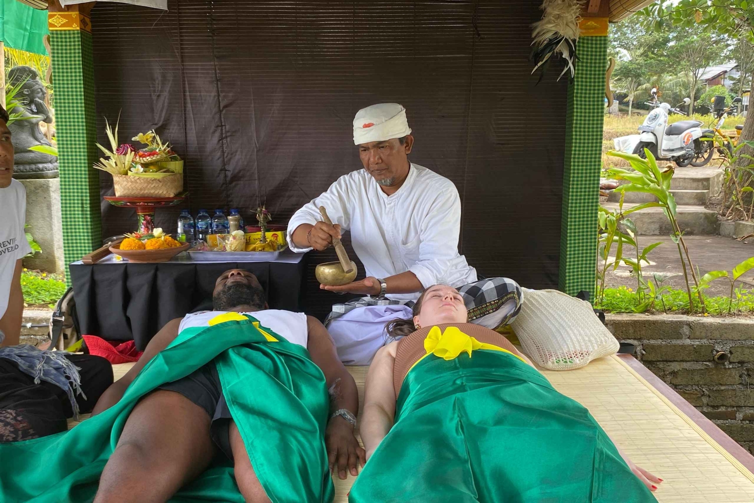 Ubud: Traditionell läkningssession med sömnterapi