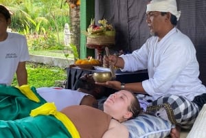 Ubud: Traditionell läkningssession med sömnterapi