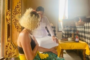 Ubud: Cura tradicional com a bênção do lótus branco