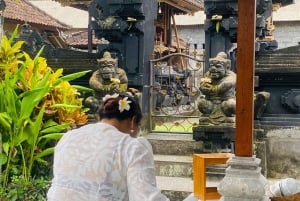 Ubud: Cura tradicional com a bênção do lótus branco