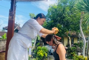 Ubud: Cura tradicional com a bênção do lótus branco