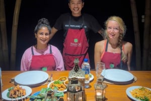 Ubud: Village Firefly Avondtour met Diner