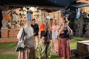 Ubud: Village Firefly Night Tour with Dinner