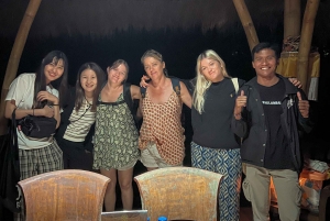Ubud: Village Firefly Night Tour with Dinner