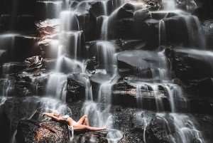 Ubud: Waterfall, Art Gallery, Dayclub, Spa, & Dinner Tour