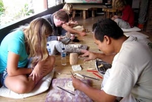 Ubud: Wood Carving Class in a Balinese Home