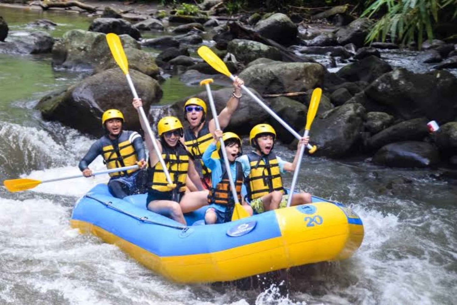 Ubud: Zip-line Avontuur, Rivier Raften & Rijstterrassen Tour