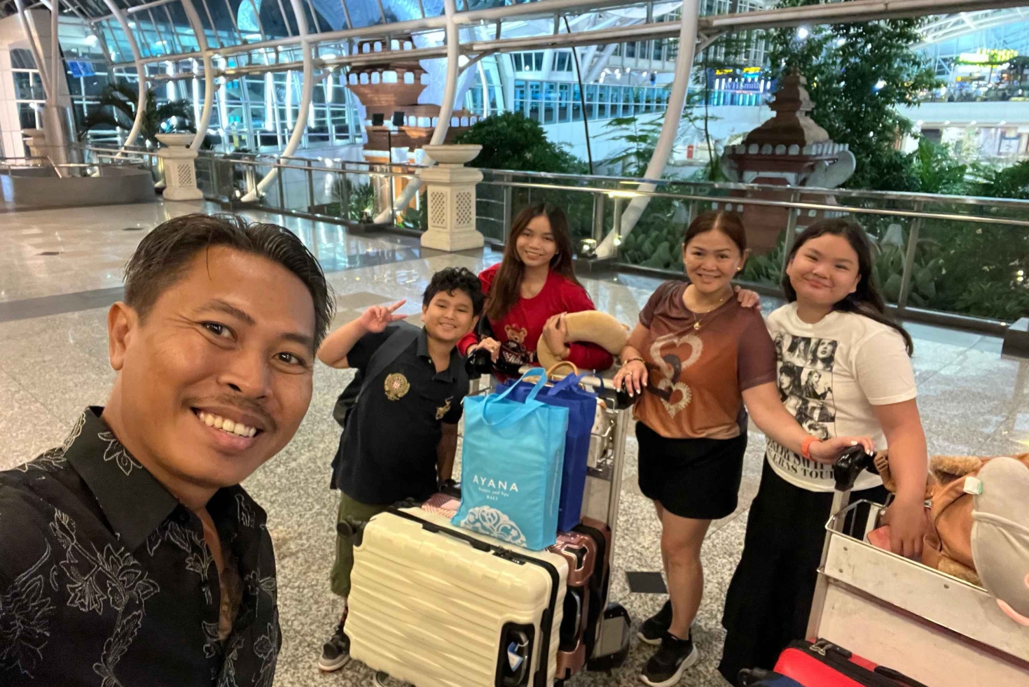 Uluwatu: Bali Airport Private Transfers from/to Uluwatu