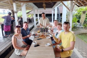 Uluwatu: Privat flyplasstransport fra/til Uluwatu på Bali