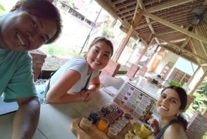 Uluwatu: Privat flyplasstransport fra/til Uluwatu på Bali