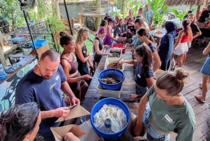 Uluwatu na Bali: gotujemy 180 posiłków dla potrzebujących