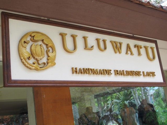 Uluwatu Handmade Balinese Lace