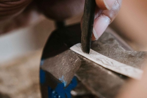 Uluwatu: lezione e laboratorio di Krisna Silver