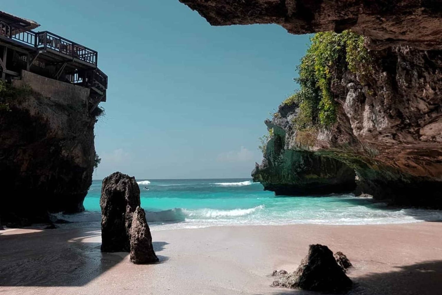 Uluwatu: Padang, Suluban & Uluwatu Temple Coastal Experience