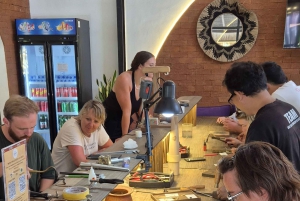 Uluwatu: corso di creazione di gioielli in argento con foto ricordo