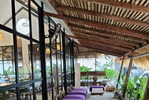 Uluwatu: corso di creazione di gioielli in argento con foto ricordo