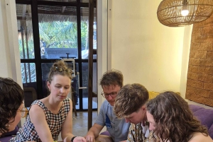 Uluwatu: corso di creazione di gioielli in argento con foto ricordo