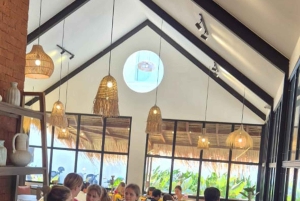 Uluwatu: corso di creazione di gioielli in argento con foto ricordo